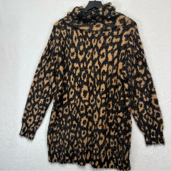 Show Me Your MuMu Fatima Turtleneck - Picture 7 of 9